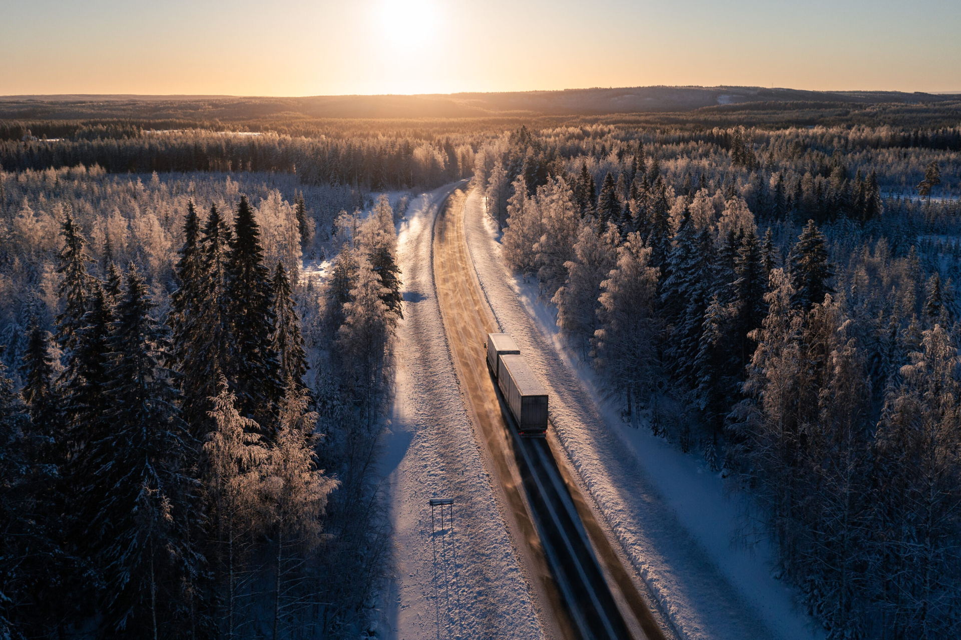 Plugit Acquires Green Stop’s EV Charging Infrastructure to Accelerate Heavy-Duty Charging Expansion Across the Nordics