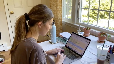 Bucknell Student Helps Develop Popular Online Holiday Shopping Tool