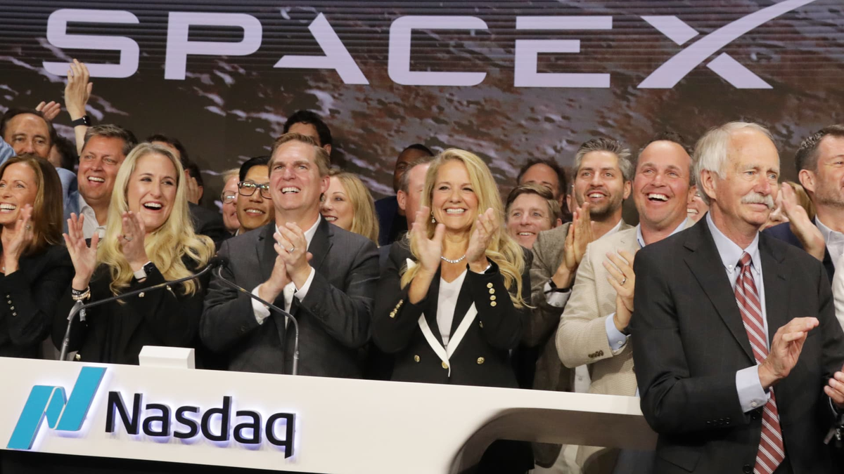 SpaceX market cap tops $2 trillion after shares of Elon Musk-led company jump