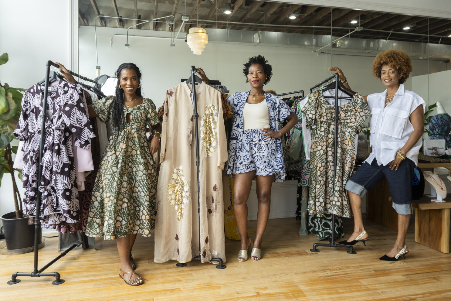 Social venture Mona helps microlender Kiva distribute $200,000 in loans to Chicago entrepreneurs