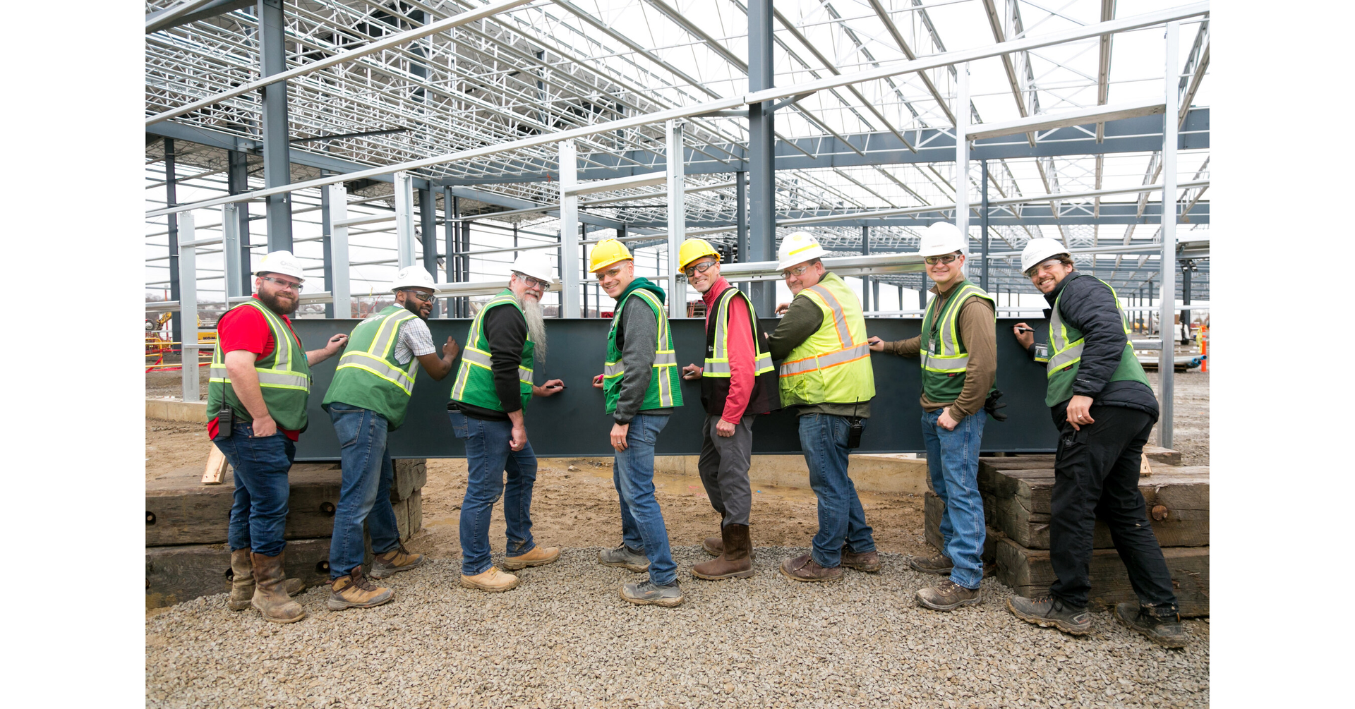 Cirba Solutions Hosts Topping Out Ceremony to Celebrate Last Beam Being Put Into Place at Its Battery Recycling and Materials Recovery Facility Expansion in Lancaster, Ohio
