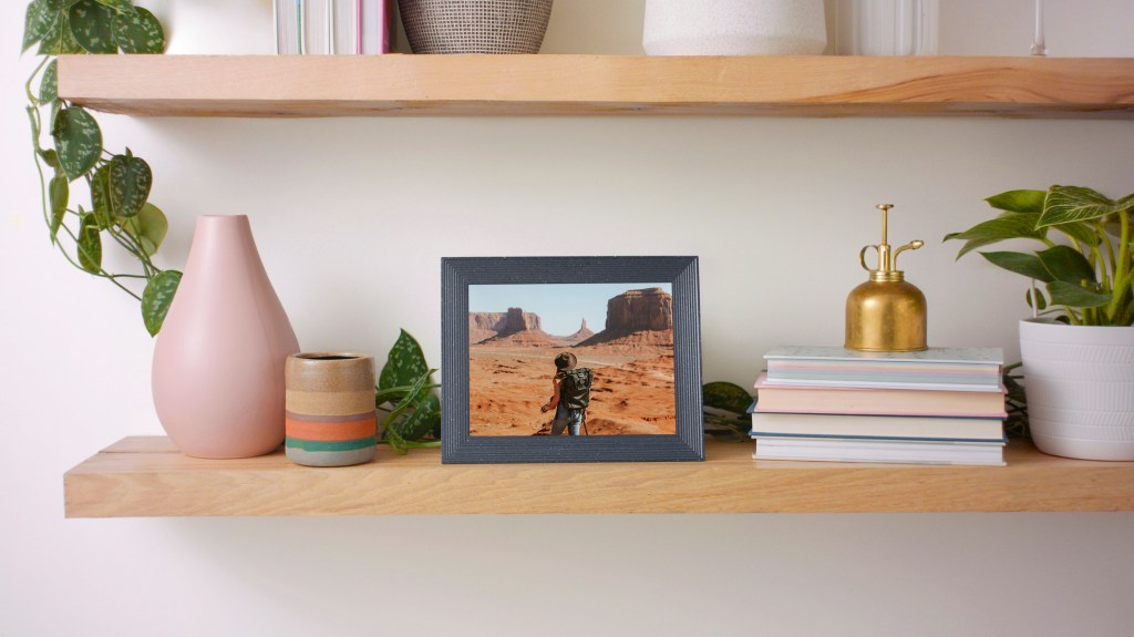 Aura, the frame and photo startup, raises $26M as it nears 3M app users with 1M frames sold