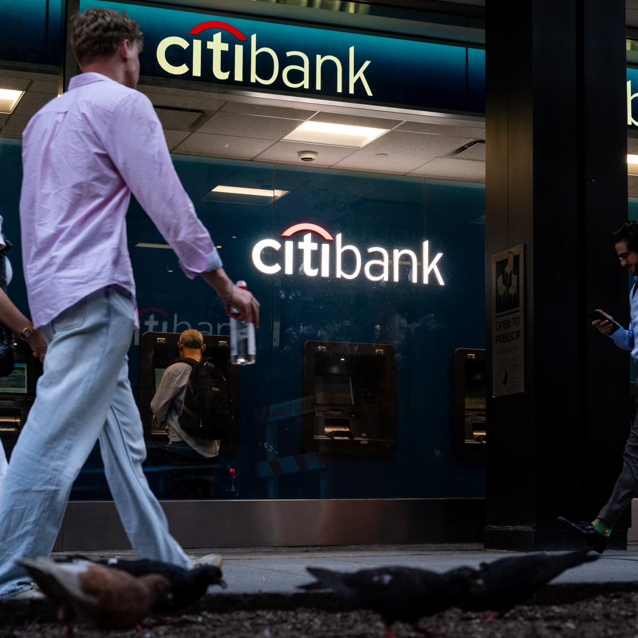 These Banks Are Banding Together to Launch a Stablecoin