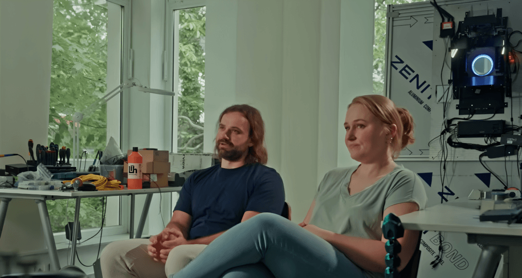 Behind the Scenes of Smart Waste Connectivity: Sensoneo in Build Connected by 1oT