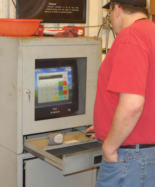 Management Software Helps Thrive on Manufacturing Diversity