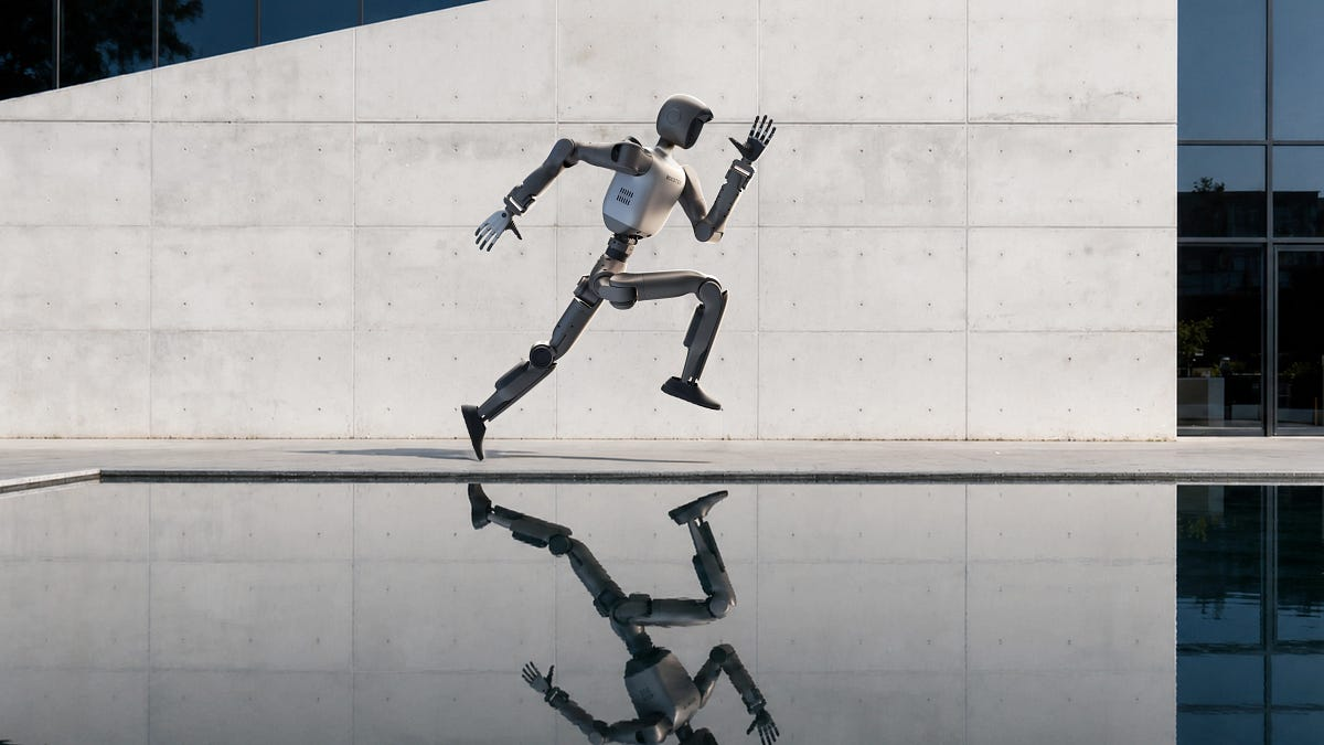 Booster Robotics: Completing the Half Marathon in 1h 53m: A “Soccer Champion’s” Cross-Sport Debut