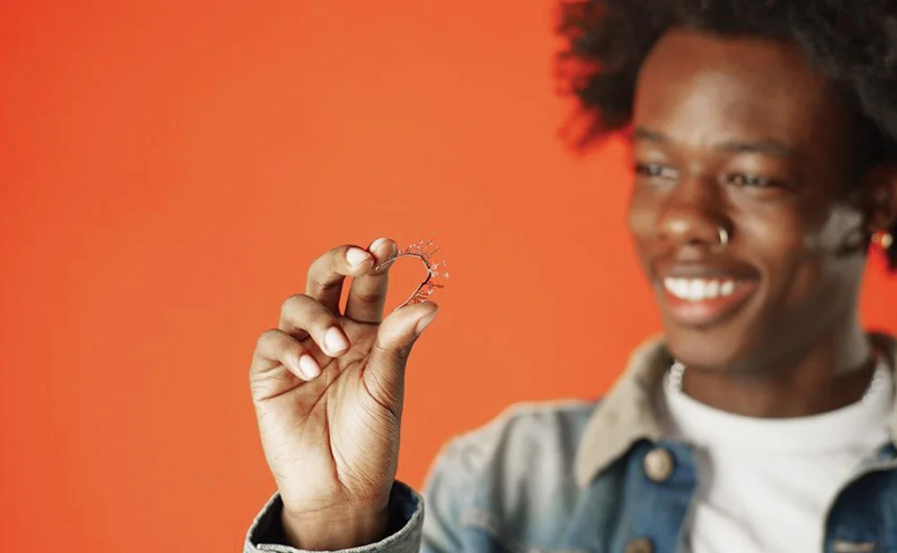 New Brava Teeth Straightening Solution Features Independent Mover Technology for Teens and Adults