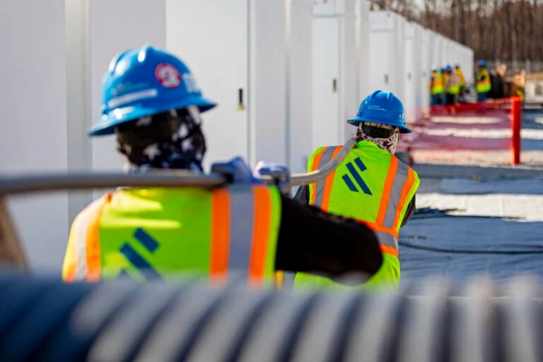 Burns & McDonnell, Gritt partner on AI-powered solar construction