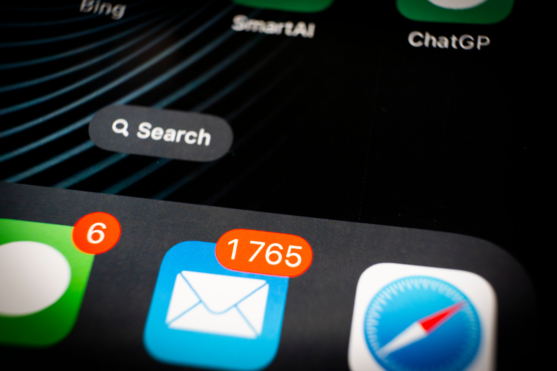 Sources: Town, which develops enterprise personal AI assistants, is in talks to raise at a $1B valuation in a round led by Index Ventures (Newcomer)