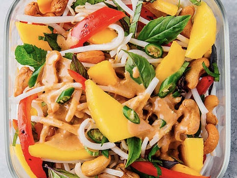 We tried a food-delivery system that is about to blow up the healthy-fast-food scene