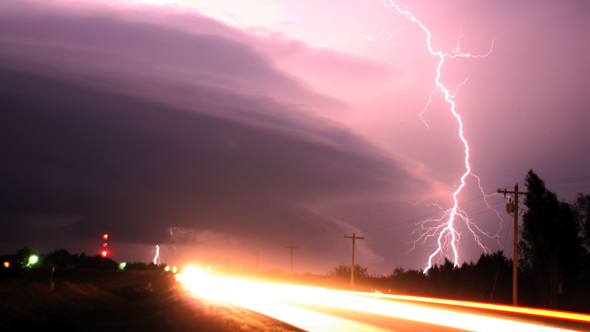 Africa Moves to Lightning, Stablecoins as Bitcoin Transaction Fees Soar