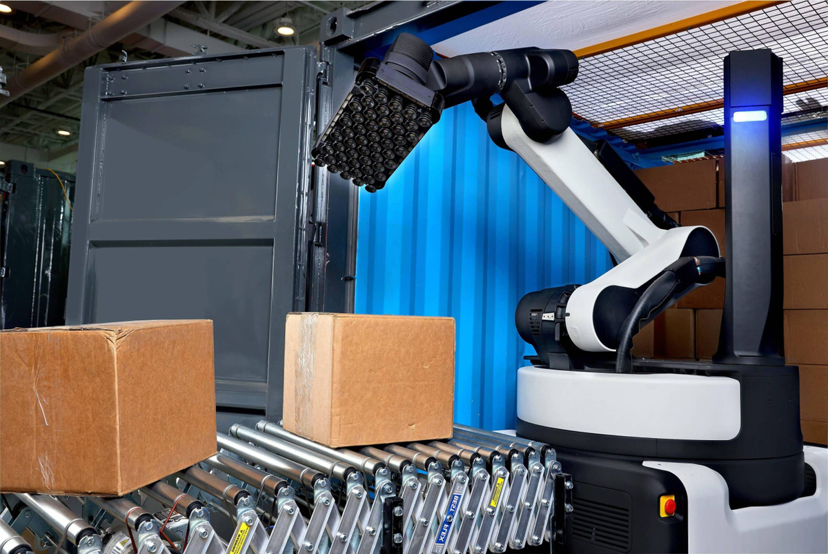 Stretch - Mobile Warehouse Robots