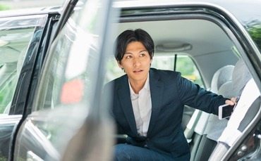 Goldman backs Japan taxi-hailing player Go