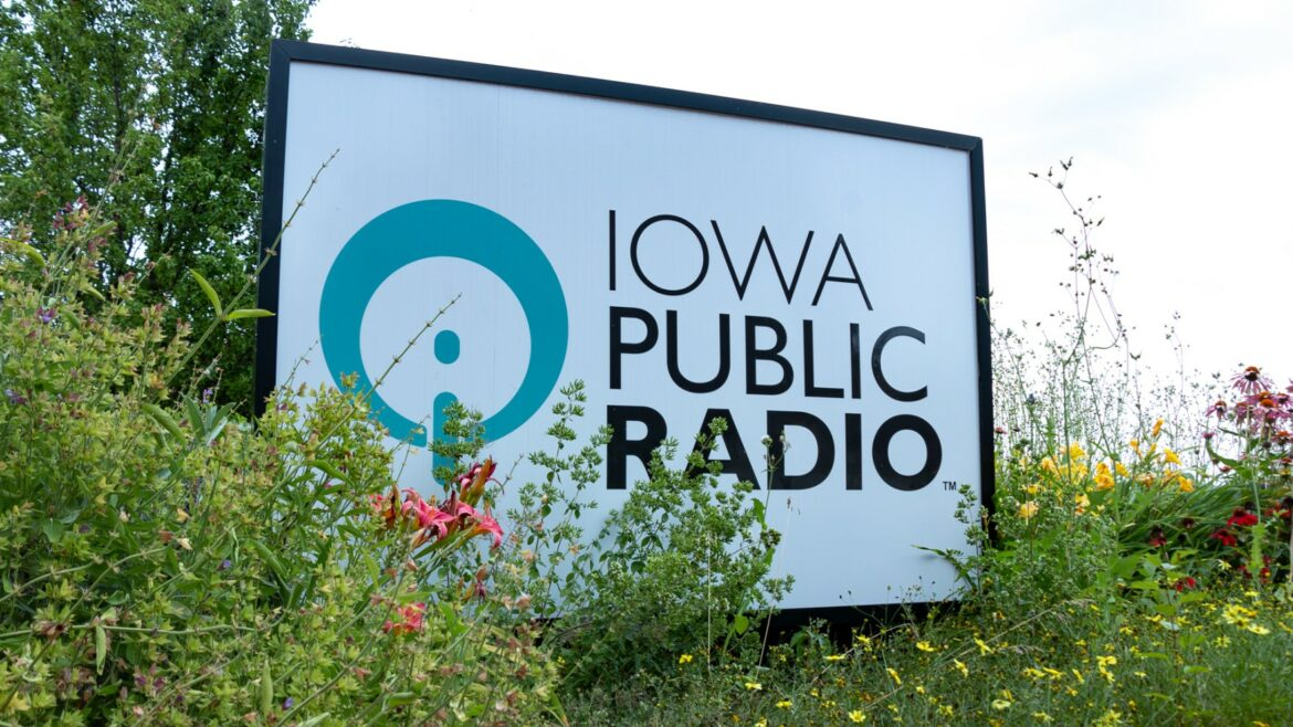 Board of regents approves Iowa Public Radio ownership transfer