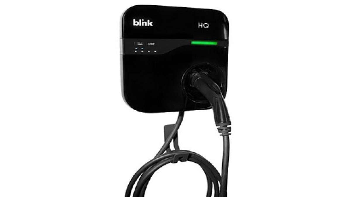 CarCharging rescues struggling Blink network of EV chargers