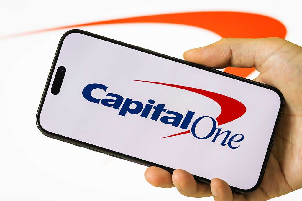What the $425 million Capital One savings account settlement means for customers