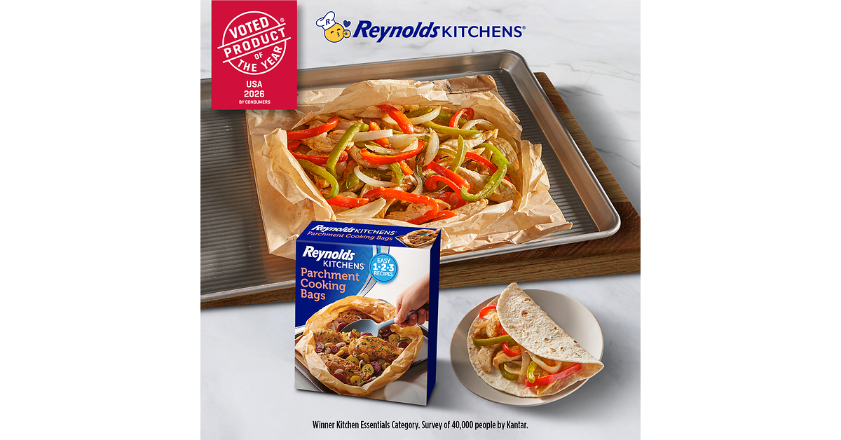 Reynolds Kitchens® Parchment Cooking Bags Named 2026 Product of the Year in Kitchen Essentials