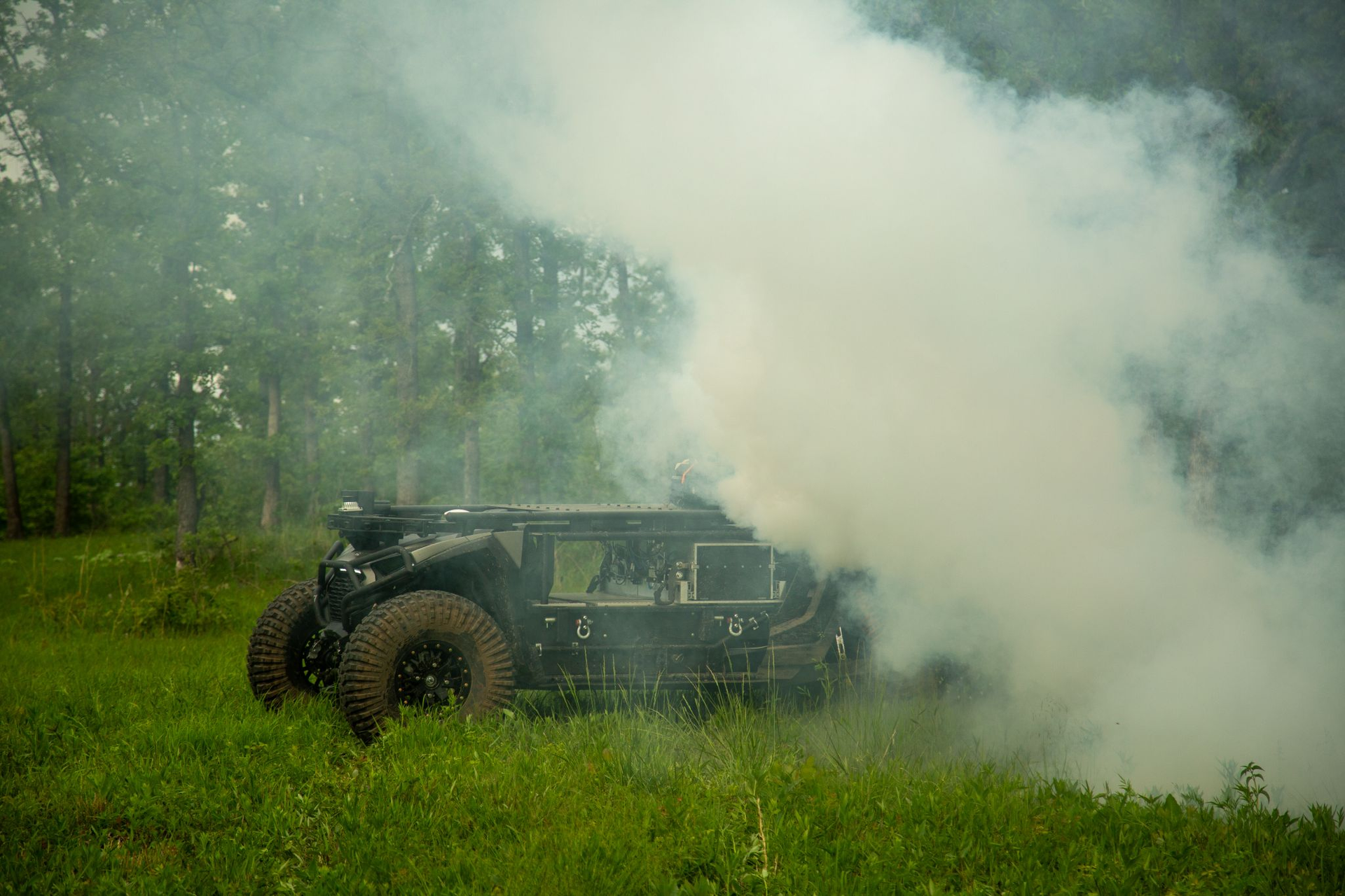 US Troops Test Overland AI’s ULTRA Vehicle in Tactical Scenarios