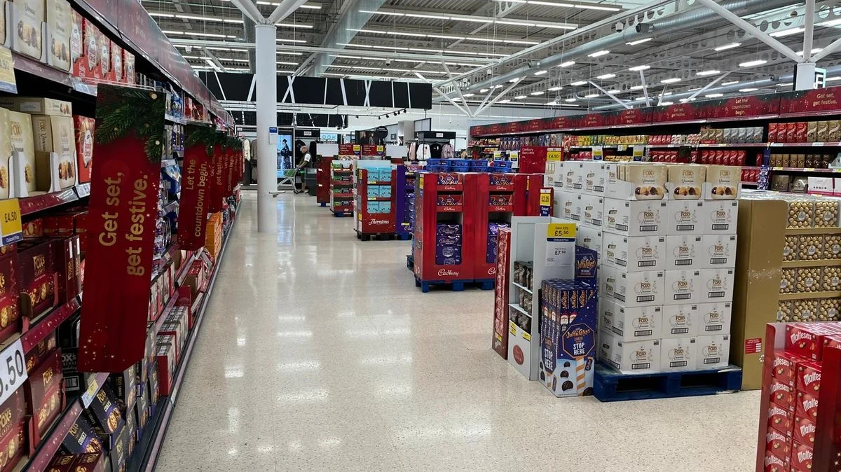 Tesco announces 28,500 jobs for Christmas period