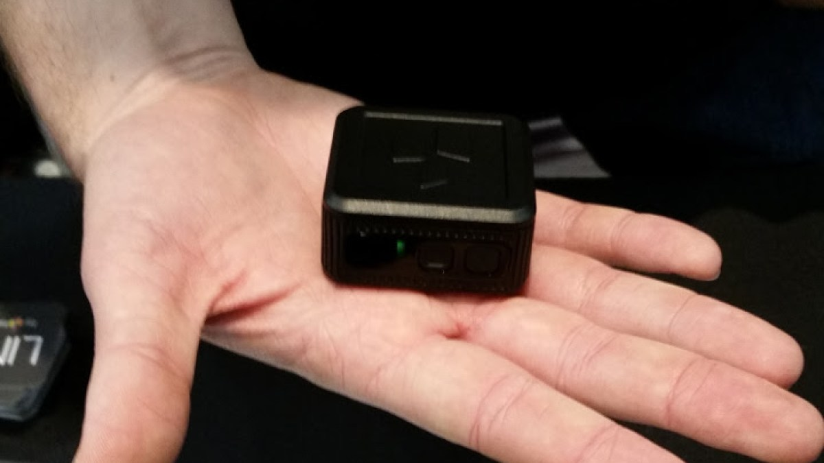 CES 2016: Fasetto Link 2 TB NAS in the palm of your hand