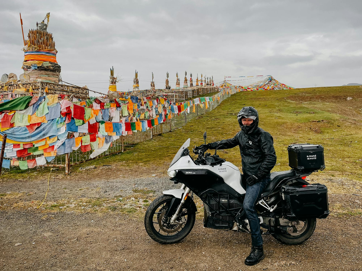First Solo Round-the-World Ride on an Electric Motorcycle Completed