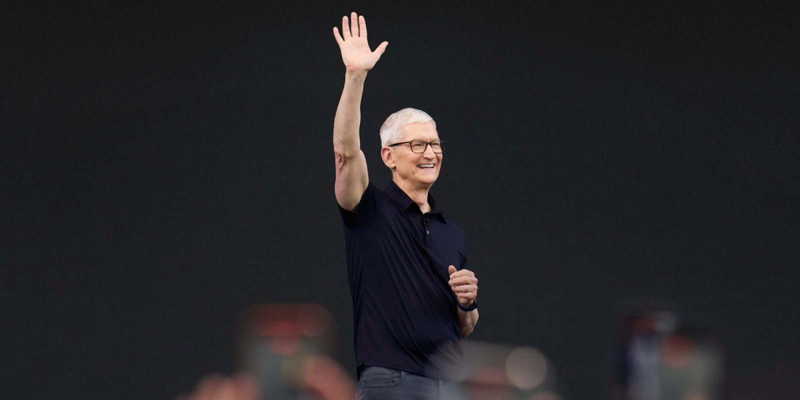 Read Tim Cook's full memo to Apple employees on his last day as CEO
