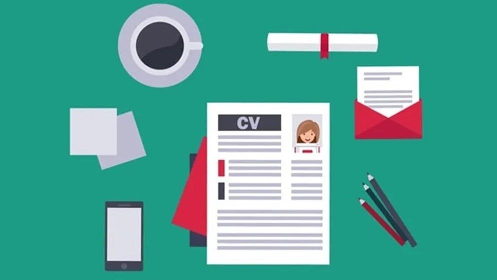 Smart Tool Writes Your CV and Prepares You Professionally for Interviews