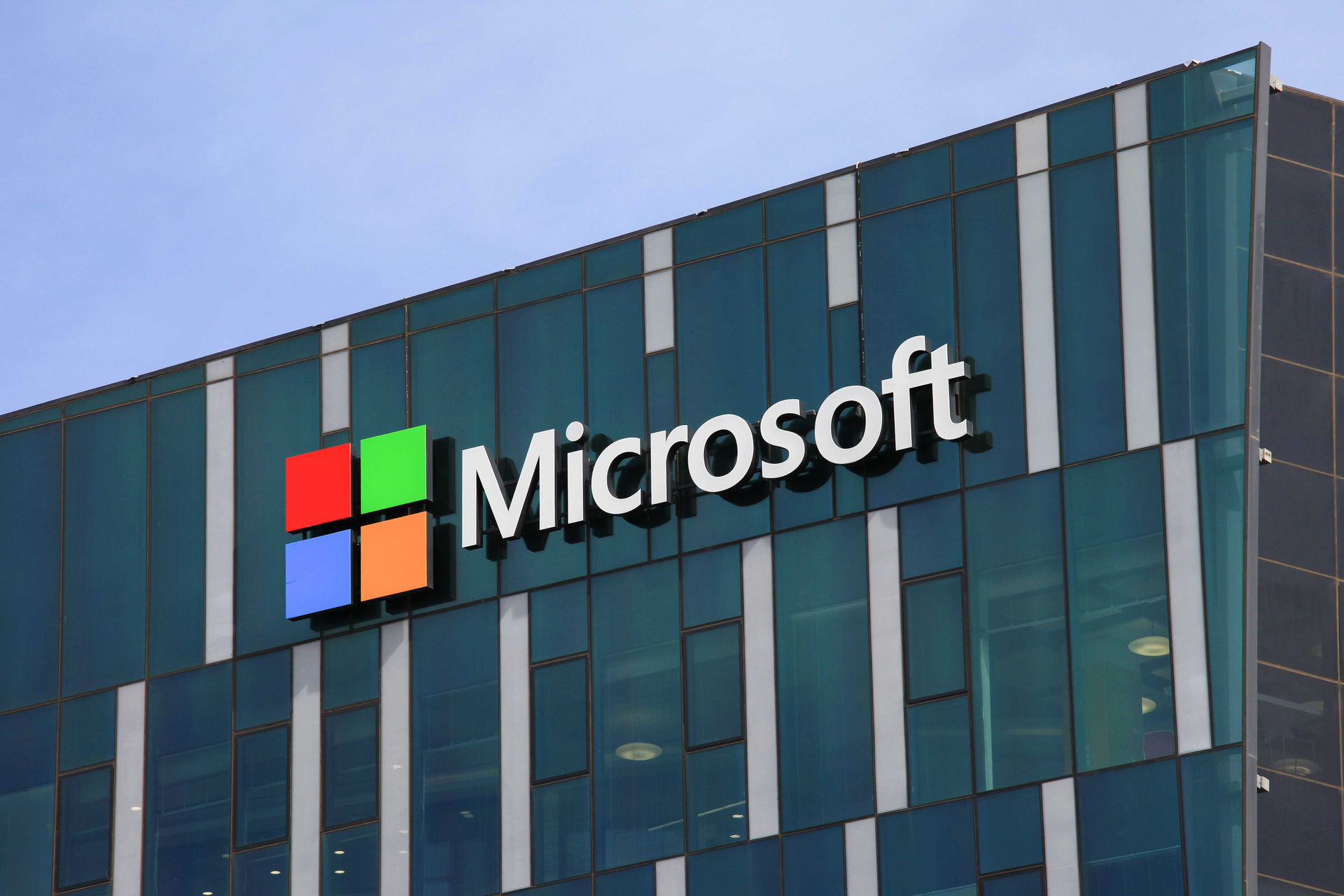 Microsoft's .NET 10 arrives with AI, runtime, and language improvements