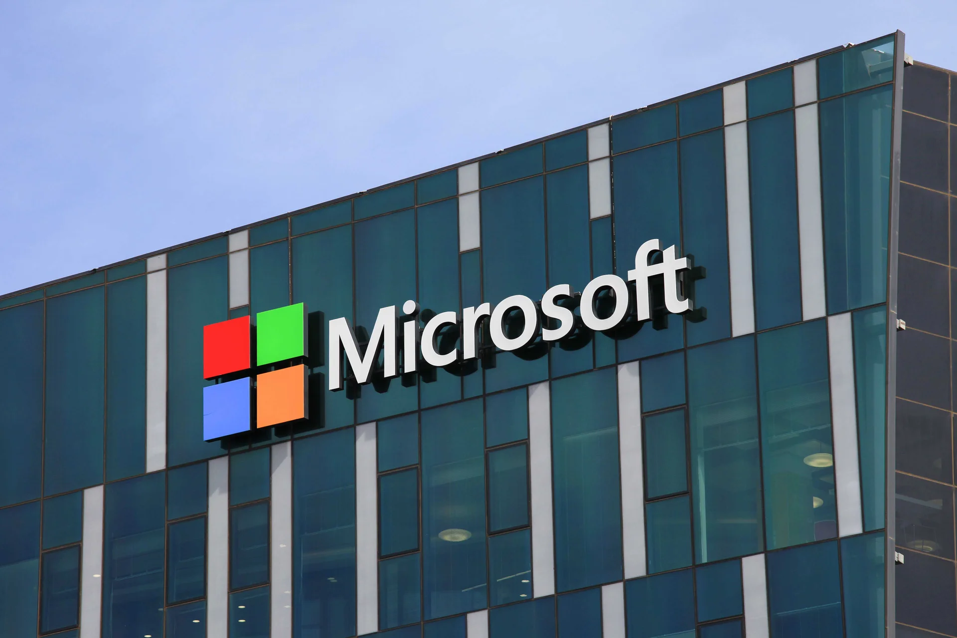 Microsoft's .NET 10 arrives with AI, runtime, and language improvements
