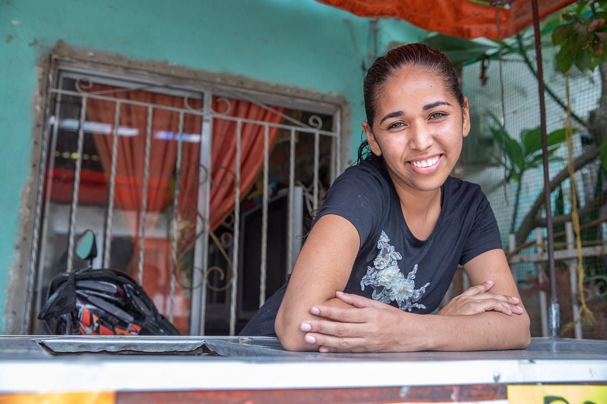 Closing the Connectivity Gap for Low-Income Urban Populations in Latin America