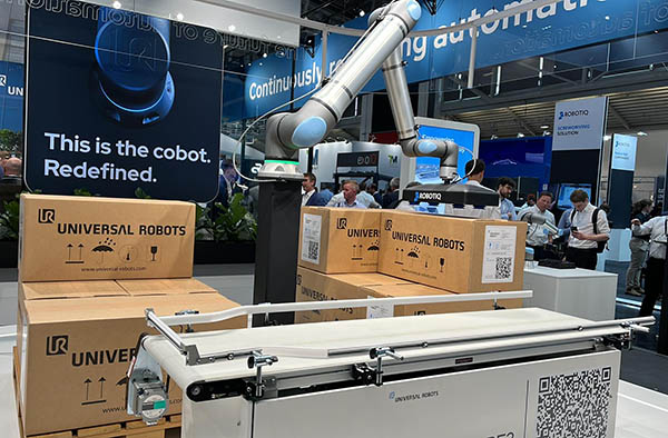 Universal Robots Adds UR20 Cobot With Greater Reach, Payload