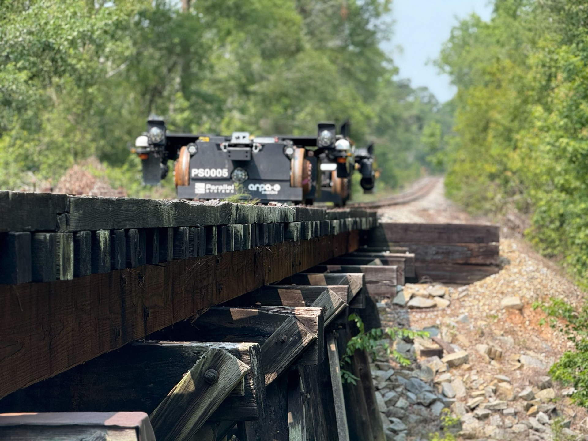 Parallel Systems begins testing autonomous car on G&W short line