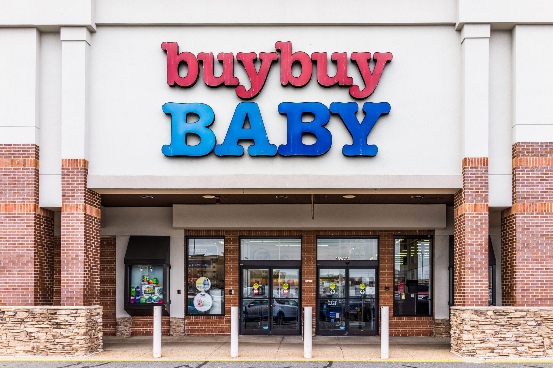 Buybuy Baby closing stores to go fully digital