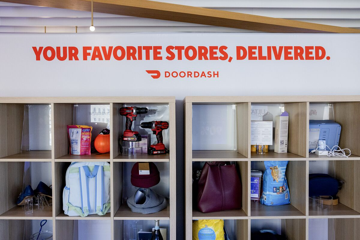 DoorDash Unveils Text-to-Order AI Agent That Works With Apple's iMessage
