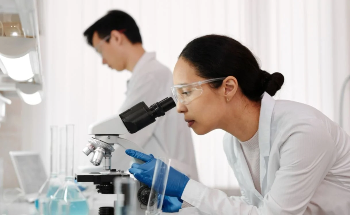 Chinese biotech startup LongBio Pharma lists on Hong Kong stock exchange