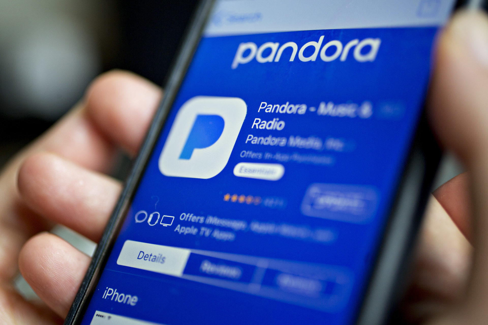 SiriusXM to buy internet radio pioneer Pandora in $3.5 billion deal
