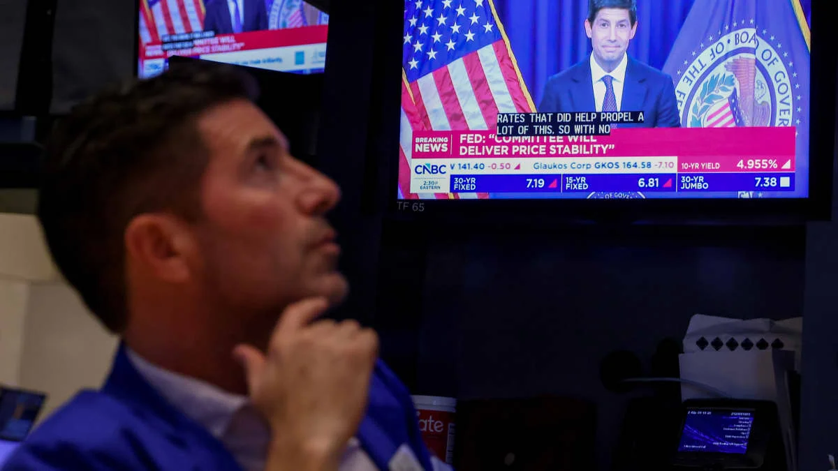 Investors brace for a hawkish hold and tech on tap