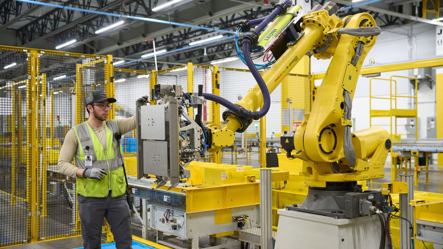 An update on how Amazon is accelerating the use of AI in robotics at scale