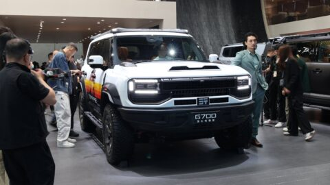 Chery's Huawei-backed Luxeed to get independent carmaking license, plans IPO