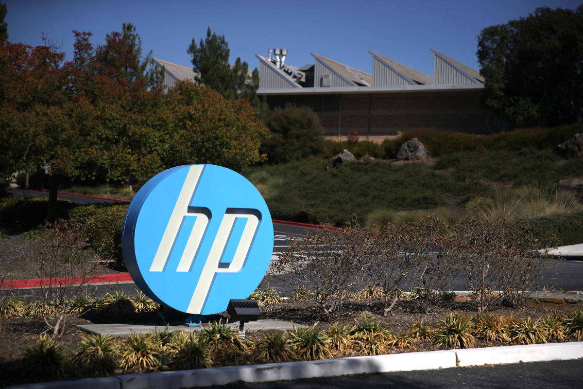 HP to cut about 6,000 jobs by 2028, ramps up AI efforts