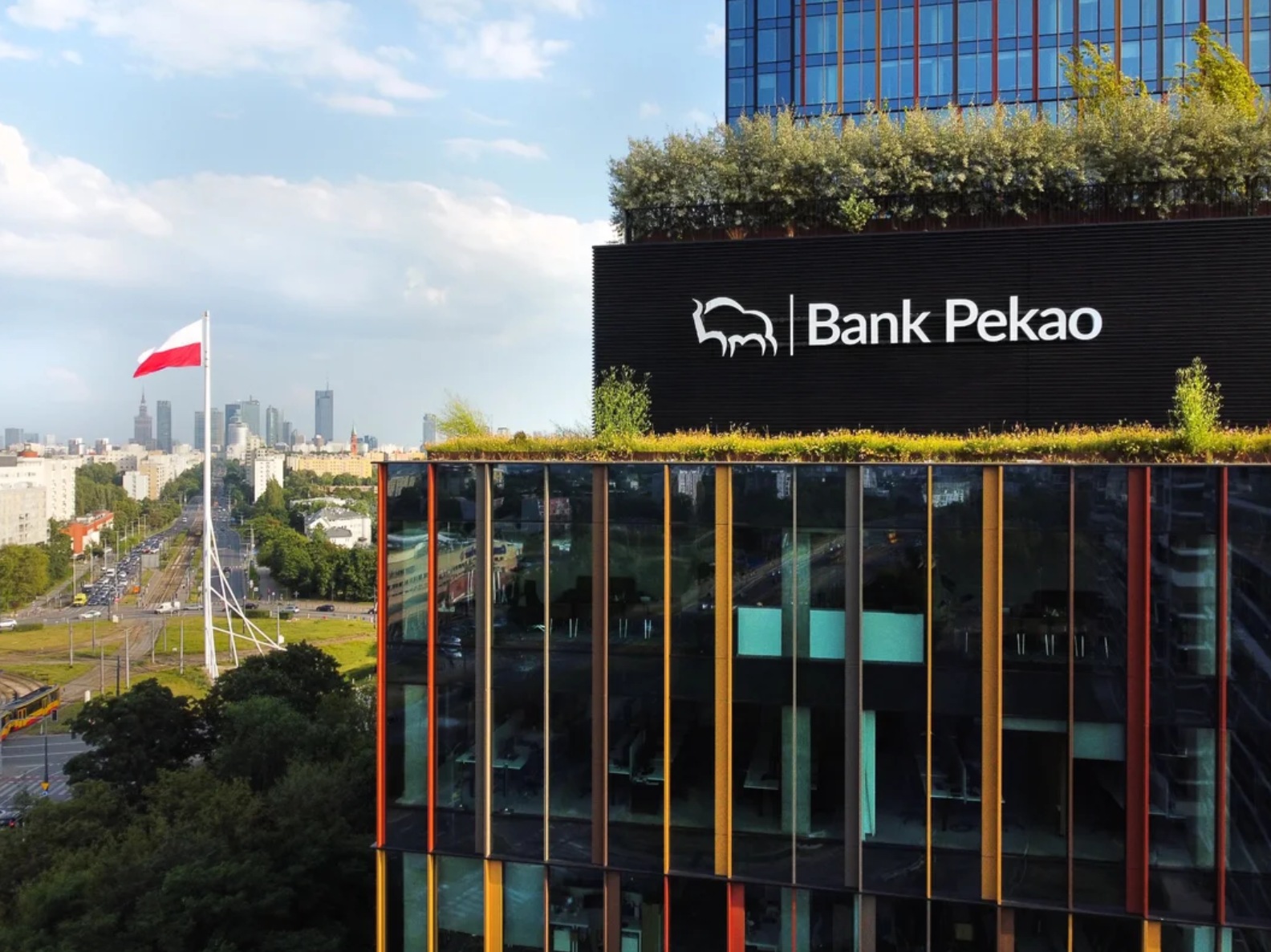 Bank Pekao unveils 2025-2027 strategy "Reaching beyond the horizon"