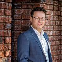 Artur Menzeleev