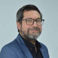 Omar Azzaroni