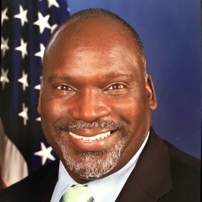 Chris R.