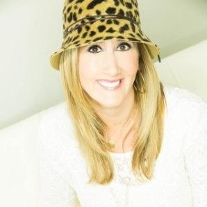 Laura Dolloff