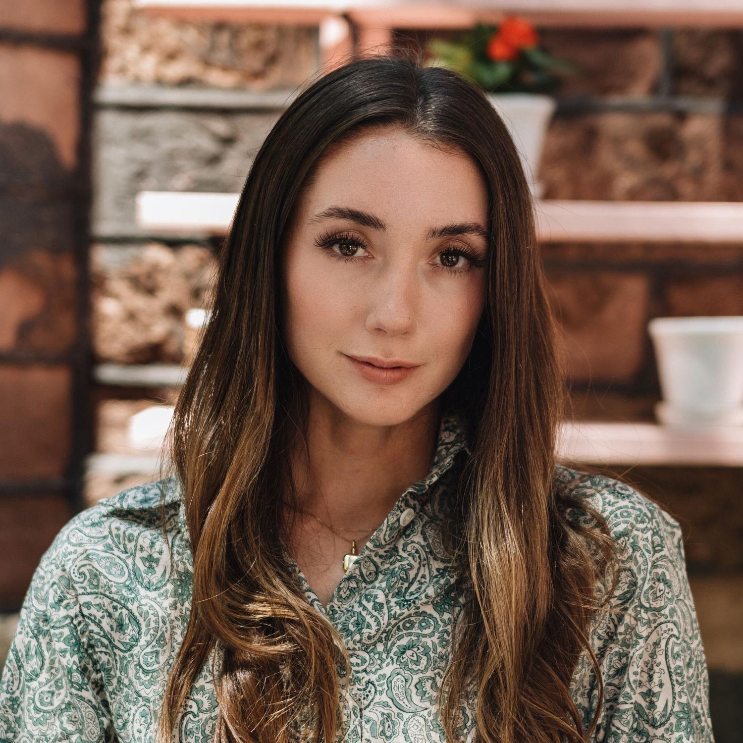 Lauren Sweeney