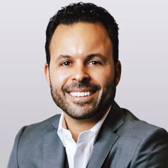 Andrew Nikou