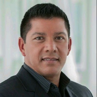 Louis Hernandez