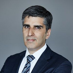Chandra Leo