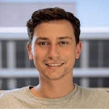 Alex Naoumidis